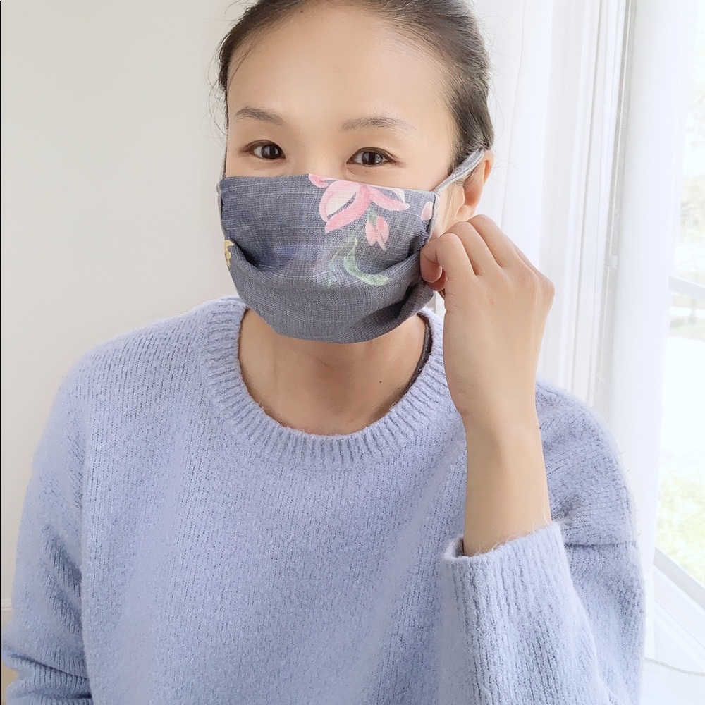 FLORAL CLOTH MASK - CHAMBRAY - Picture 4 of 6